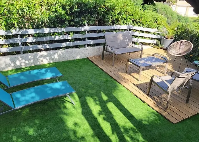 Rez-de-jardin, Vue Mer, Апартаменты *